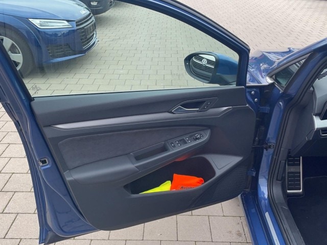 Volkswagen Golf 1.5 eTSI DSG Golf VIII