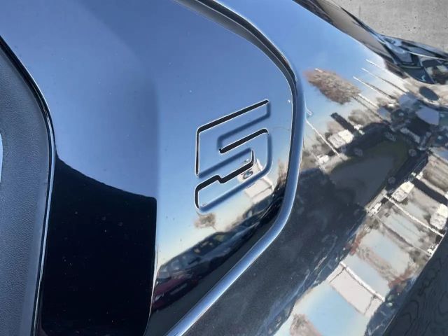 BMW 520 520i M-Sport Sedan