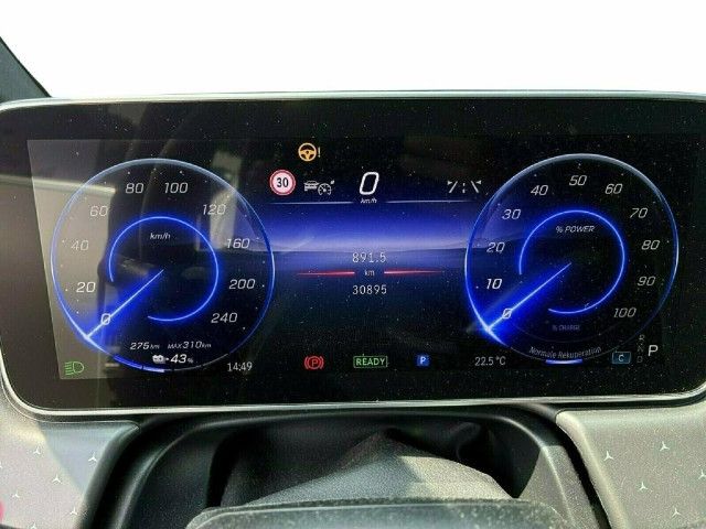 Mercedes-Benz EQE 300 Sedan