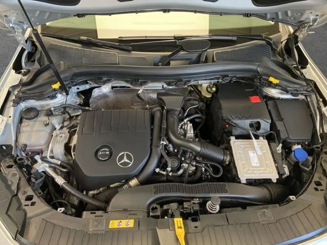 Mercedes-Benz GLA 180 GLA