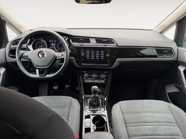 Volkswagen Touran 1.5 TSI