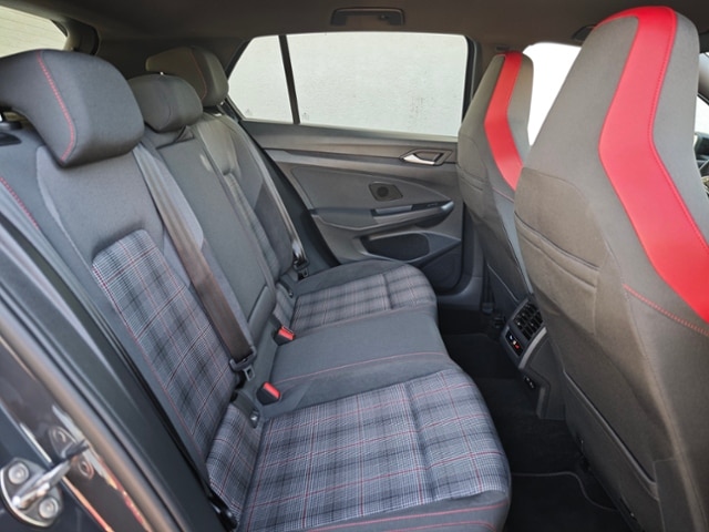 Volkswagen Golf 2.0 TSI DSG Golf VIII