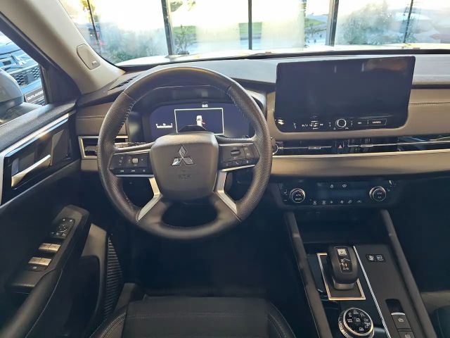 Mitsubishi Outlander Intense PHEV