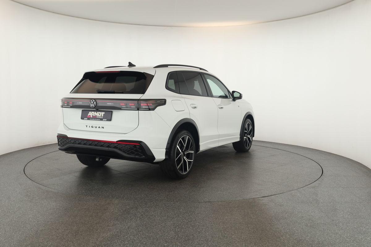 Volkswagen Tiguan 2.0 TSI DSG IQ.Drive R-Line