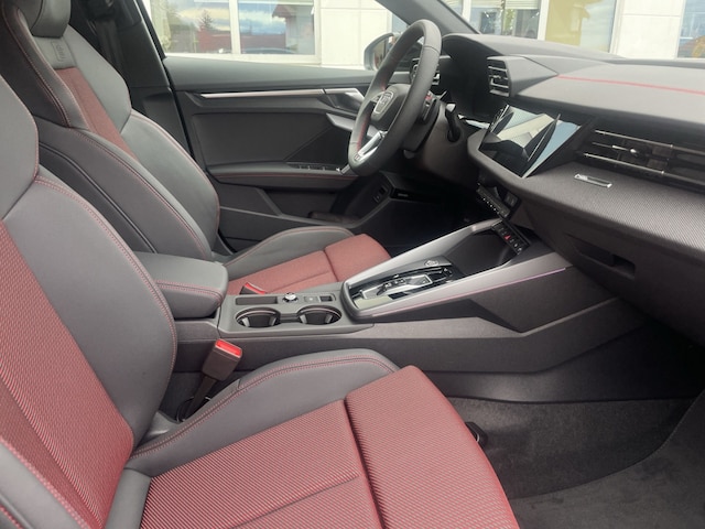 Audi A3 35 TFSI S-Line S-Tronic Sportback