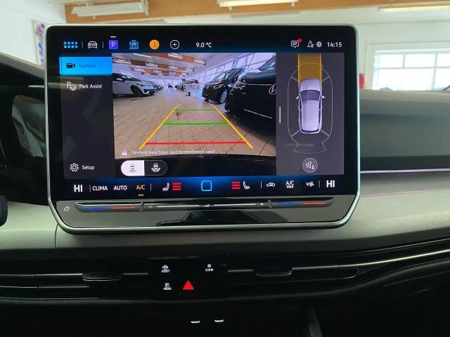 Volkswagen Golf 1.5 TSI BMT Golf VIII