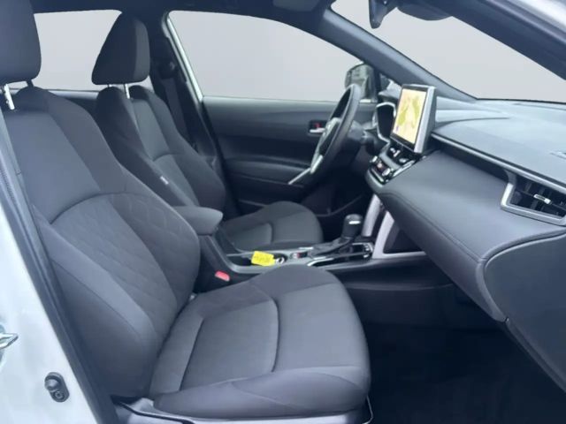 Toyota Corolla Cross Hybride Team D