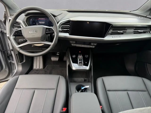 Audi Q4 e-tron 45 e-tron 210 kW  Navi