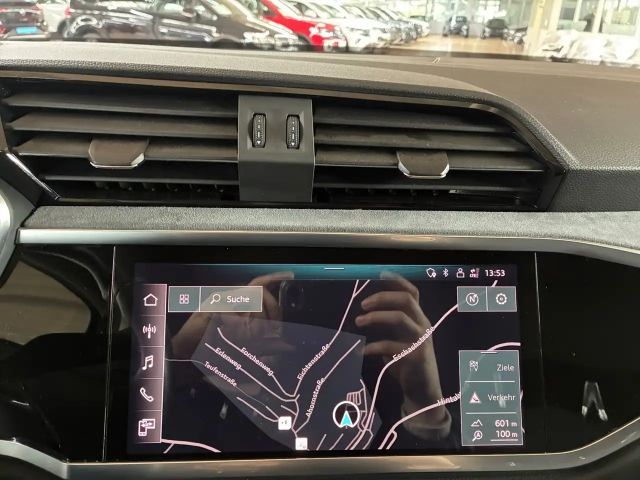 Audi Q3 35 TFSI S-Tronic