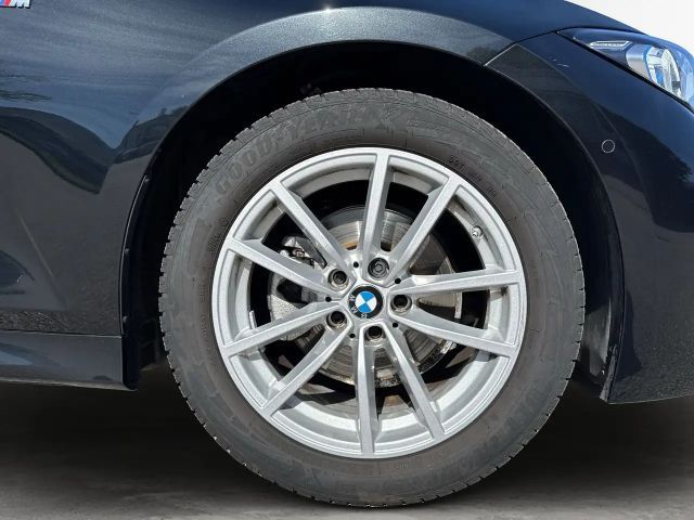 BMW 320 320d M-Sport Sedan xDrive