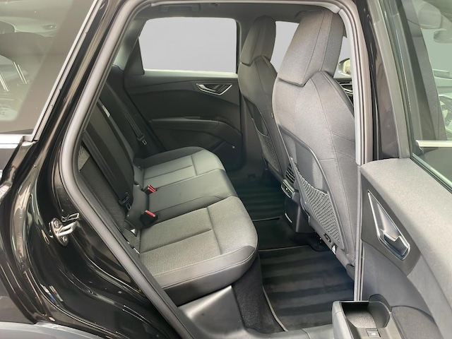 Audi Q4 e-tron SUV 45 e-tron Audi Q4 e-tron