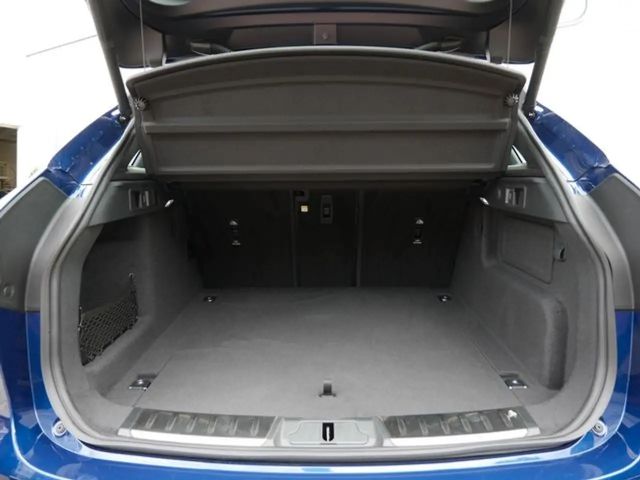 Jaguar F-Pace P250 R-Dynamic S