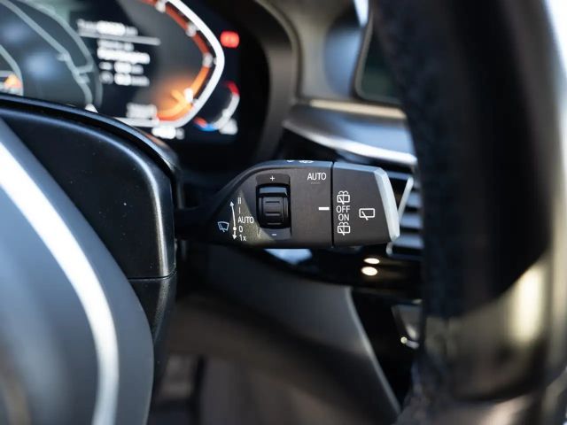 BMW 520 520d M-Sport Touring xDrive