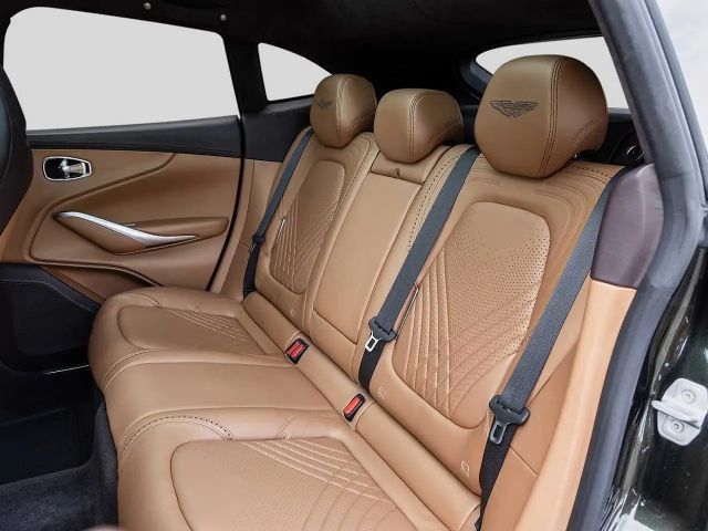 Aston Martin DBX -Minotaur Green-