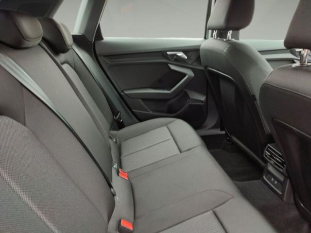 Audi A3 35 TFSI S-Line S-Tronic Sportback