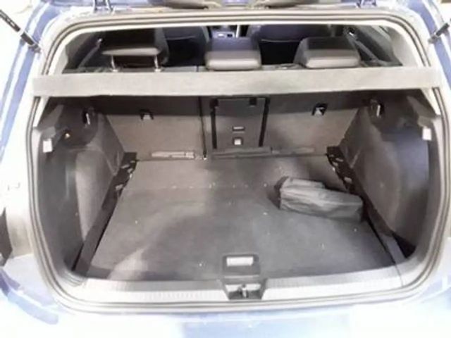 Volkswagen Golf 1.5 eTSI DSG