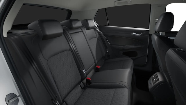 Volkswagen Golf 1.5 eTSI DSG