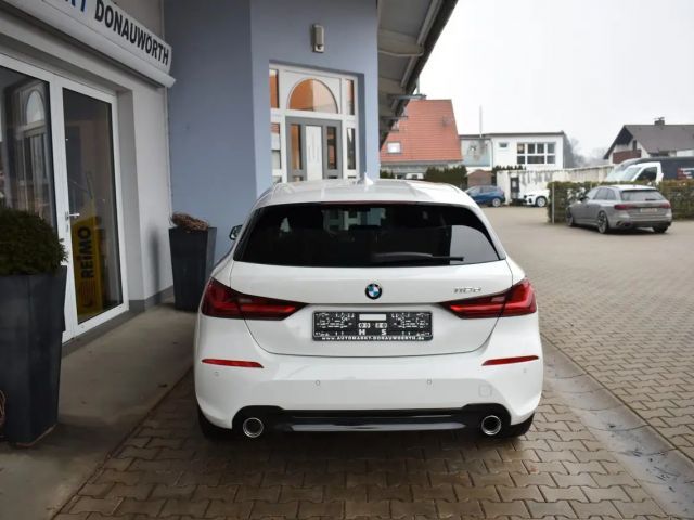 BMW 118 118d Sedan Sport Line