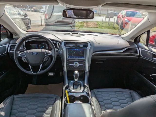 Ford Mondeo Vignale Wagon