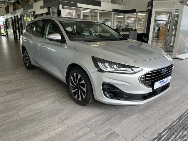 Ford Focus Titanium Wagon