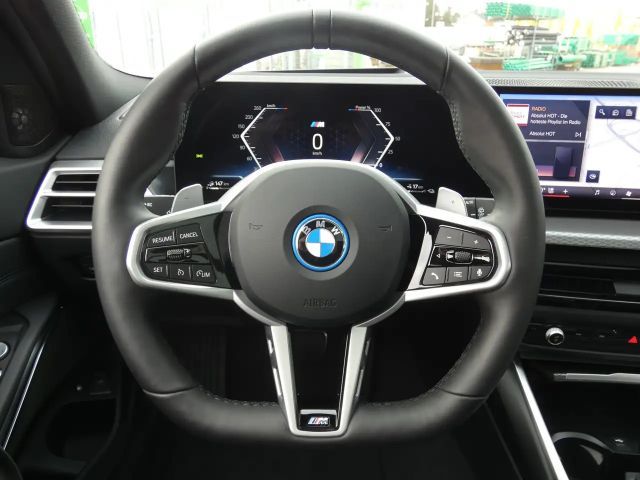 BMW 330 330e M-Sport Touring