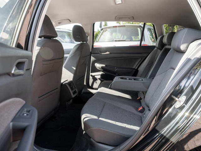 Volkswagen Golf 1.5 eTSI Golf VIII Variant