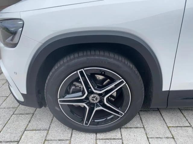 Mercedes-Benz GLB 200 4MATIC AMG Line GLB 200 d