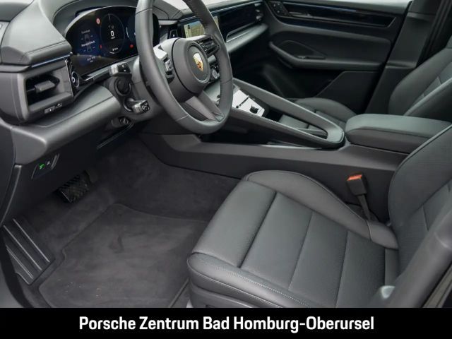 Porsche Macan 4