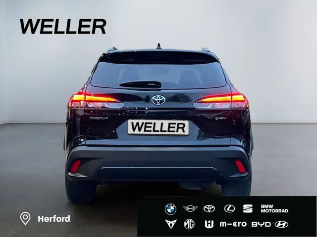 Toyota Corolla Cross Hybride Team D