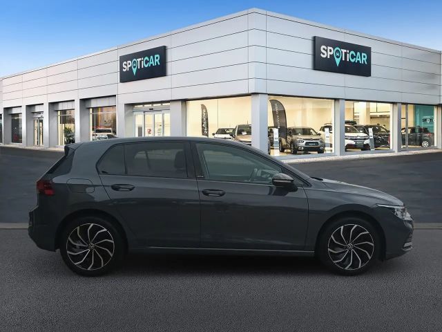 Volkswagen Golf Active