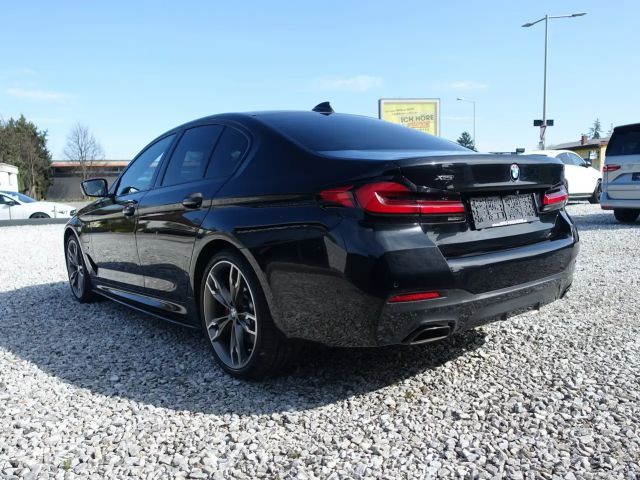 BMW 530 530e M-Sport Sedan xDrive