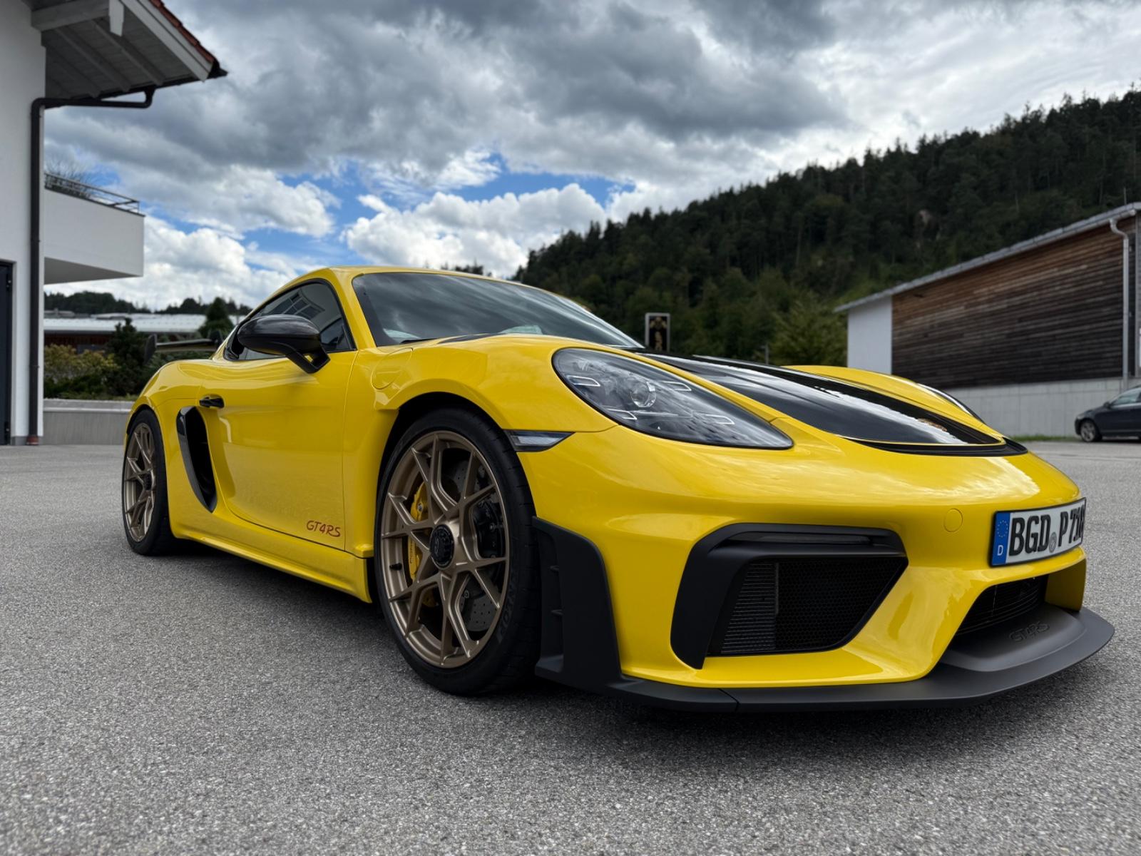 Porsche Cayman RS