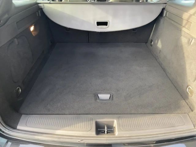 Opel Astra Business Elegance