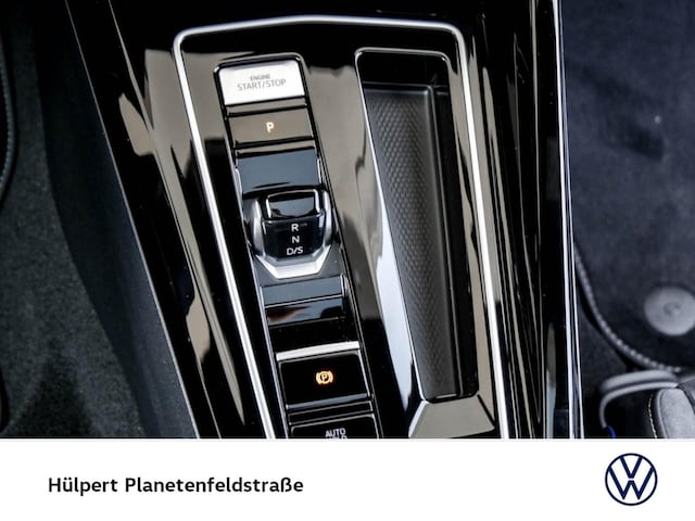 Volkswagen Golf 1.5 eTSI DSG R-Line Variant