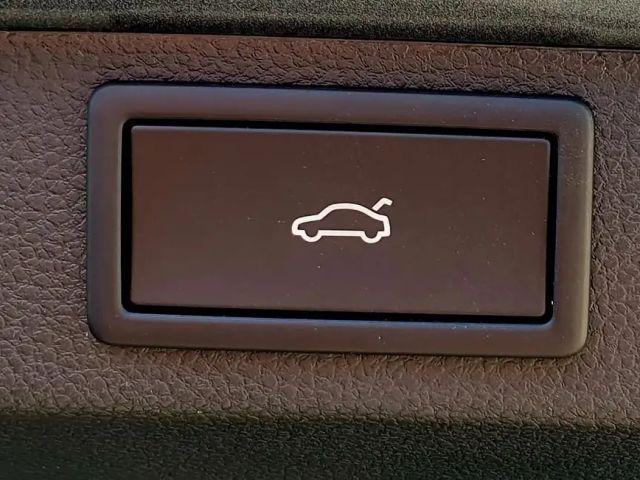 Skoda Karoq Selection