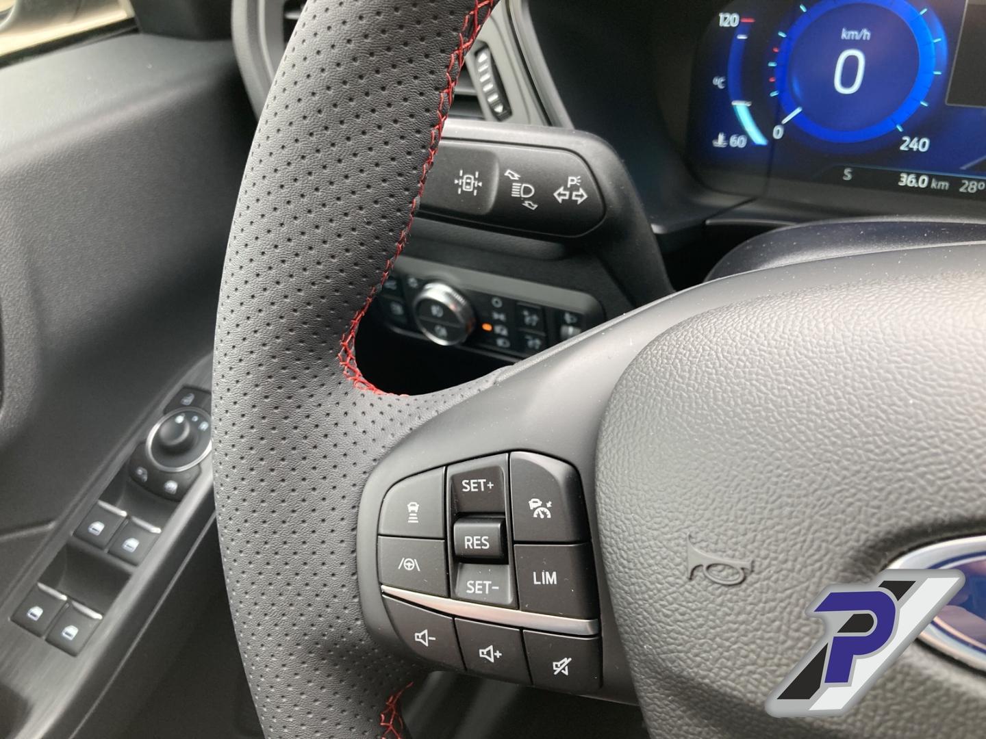 Ford Kuga Plug in Hybrid ST Line X