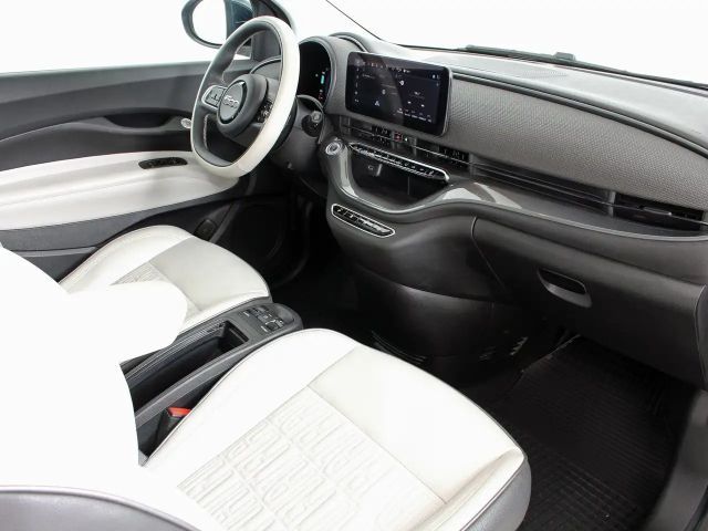 Fiat 500e 42 kWh La Prima