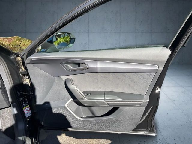 Cupra Formentor 1.5 eTSI Nav/AppCon/LED/Assist/19"/SHZ