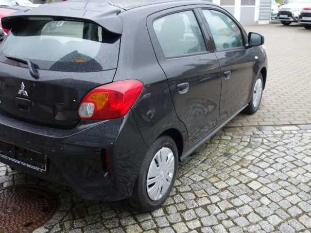 Mitsubishi Space Star Star