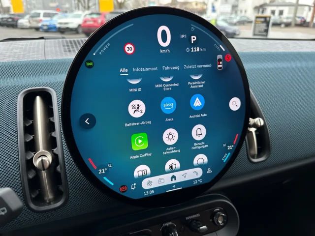 MINI Cooper Countryman FAVOURED TRIM PANO HUD PA LENK-HZ