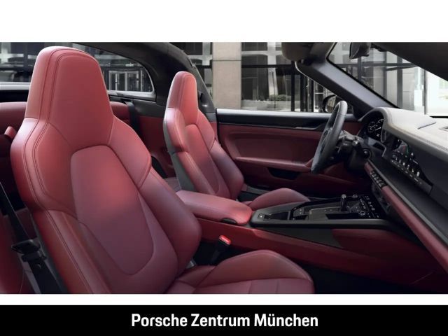 Porsche 992 4 Coupé GTS Targa