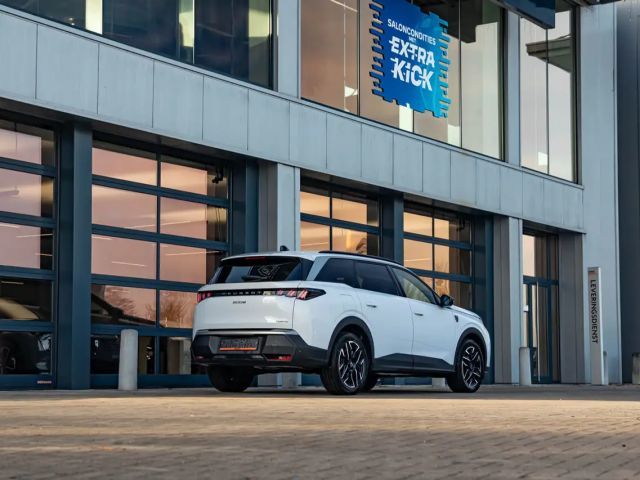 Peugeot 5008 MHEV | 136 PK AT | 7-zit | Pano dak | 360° Came...