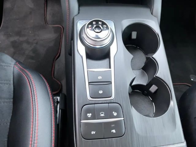 Ford Kuga Plug in Hybrid ST Line X