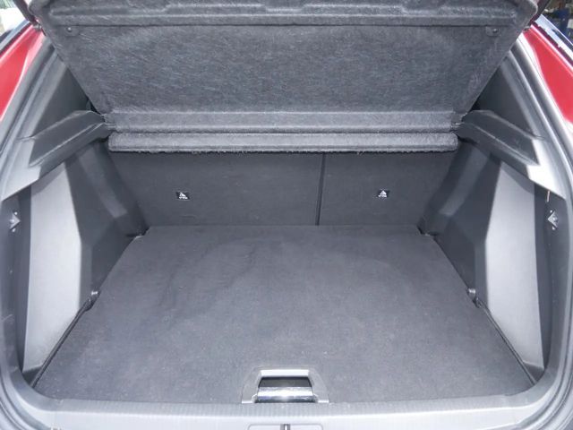 Peugeot 2008 Active Pack PureTech