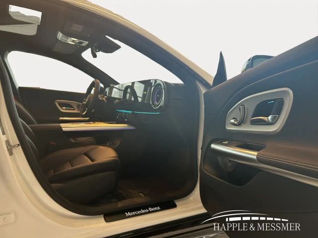 Mercedes-Benz CLA 350 4MATIC AMG Line