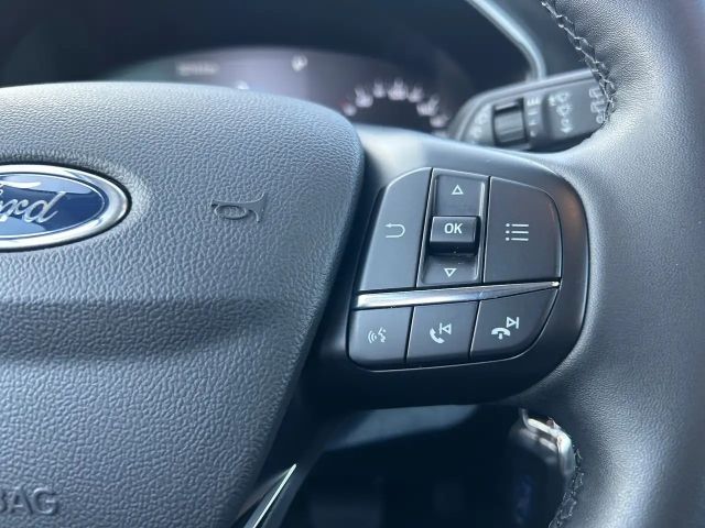 Ford Focus Cool & Connect