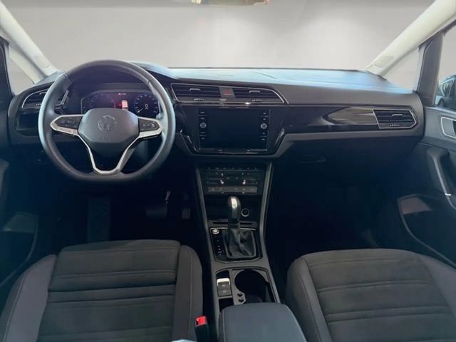 Volkswagen Touran DSG Highline