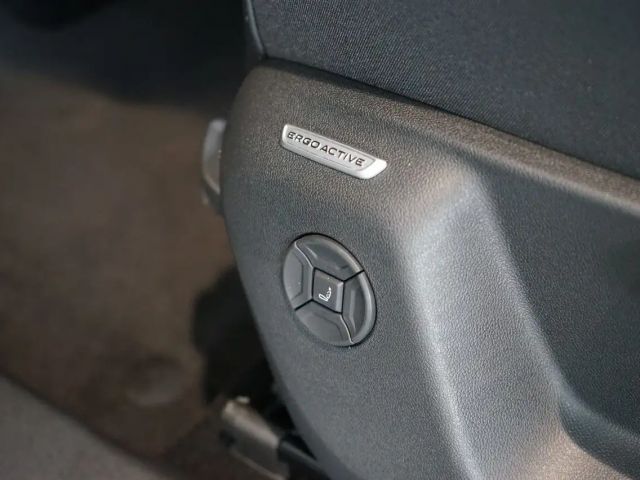 Volkswagen Tiguan 1.5 eTSI Plus R-Line