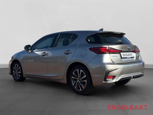 Lexus CT 200h Navi Sitzheizung LED ACC DAB Keyless Entry Spurhal