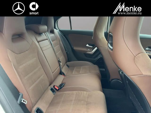 Mercedes-Benz A 200 AMG Line